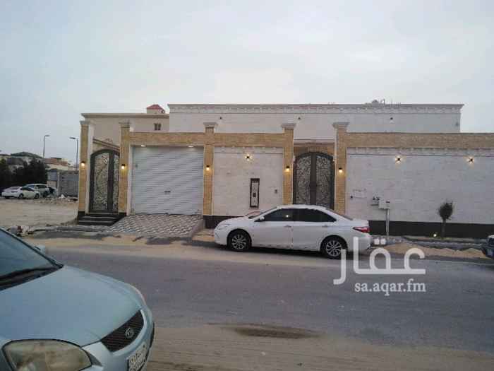 1343556 للايجار في حي الفاخريه ٢
دور وملحق يتكون من الاتي :-
حوش
2غرفه ماستر
2غرفه يخدمه حمام
مجلس رجال
ديوانيه خارجيه
مجلس نساء
مقلط
مطبخ +مستودع
الملحق يتكون من :_
غرفه نوم +دوره مياه +غرفه غسيل