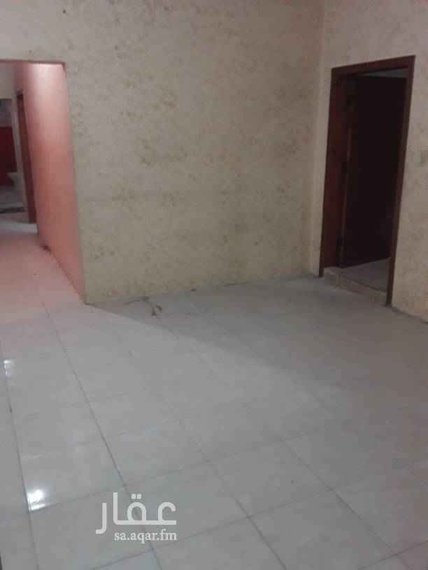 1730293 يوجد شقه للايجار غرفتين ومجلس وصاله حمامين ومطبخ شارع المبرز ٢٨ قرب مستشفي اليوسفي