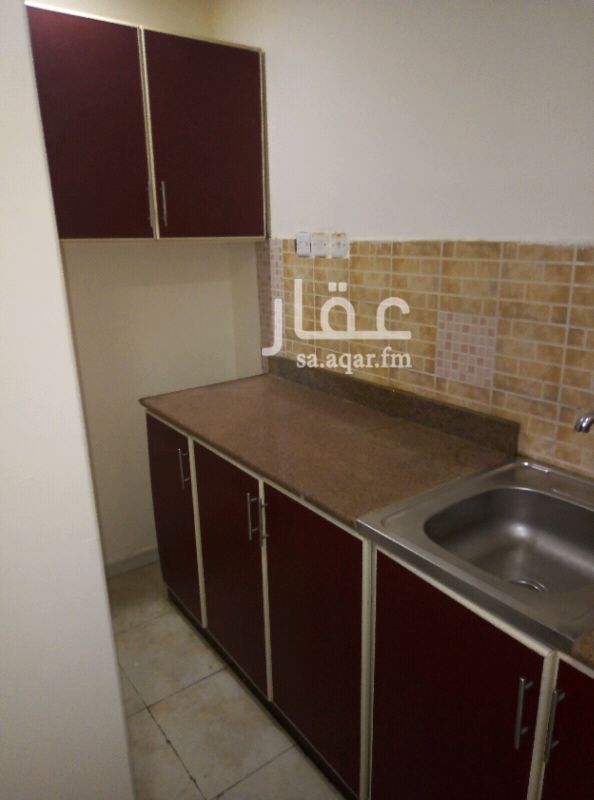 1298220 غرفه وصاله حمام مطبخ راكب مكيفات راكبه في عماره دور ثاني
