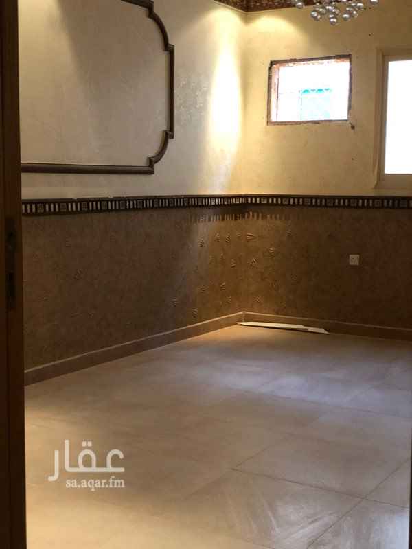 1587449 شقة عوائل ٤ غرف وصالة و٣ دورة مياة ومطبخ مساحتها ١٤٠
