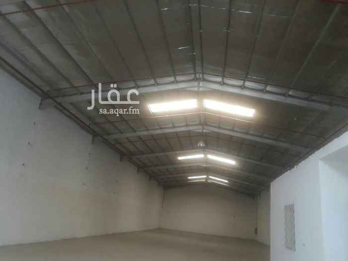1389953 مستودعات للايجار مساحات مختلفه جنوب الرياض كامل الخدمات مساحات تبدا من 300الى 10الف م
وسعا مختلفه