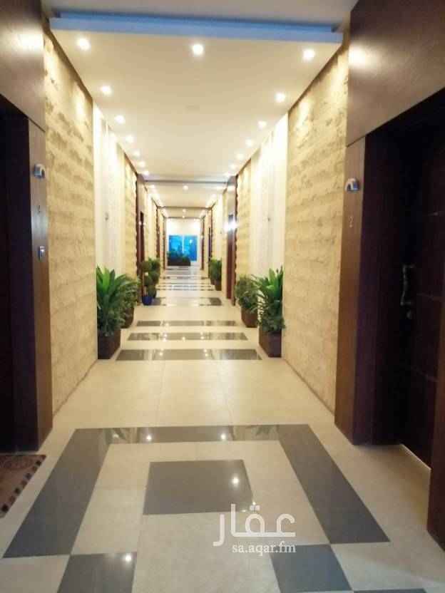 1501579 للايجار شقه عوائل بحي الملقا دبلكس تشطيب فاخر مجلس صاله مطبخ مفتوح فوق ثلاث غرف نوم
يوجد موقف خاص داخل قبو العماره غرفه سائق