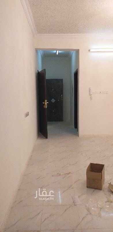 1515998 شقه للإيجار بحي الرمال التعمير ايجار شهري ١٤٠٠ جديد ثلاث غرف وصاله ودورتين مياه مع مدخلين رجال ونساء وسطح
