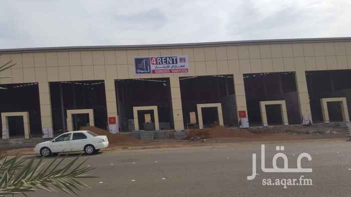 1379898 8 معارض للايجار بمساحة 1440
مساحة المعرض 180 م
بقيمة 60 الف ريال قابل للتفاوض
