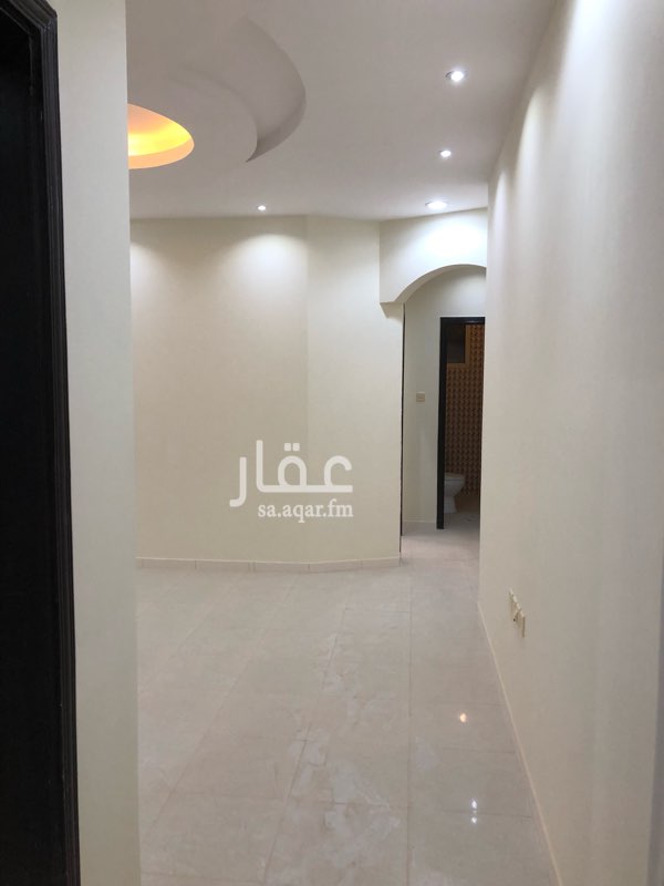 1691380 شقه جديده ثلاث غرف وصاله مع السطح
بحي الرمال الذهبي الياف بصريه واصله الشبكه ممتازه قريبه من الخدمات والمدارس الجديده للبنات والاولاد وقريبه من المسجد