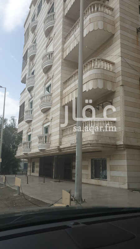 1753486 شقق سكنية للإيجار مقابل للبحر حي الحمراء شارع محي الدين ناظر
الشقة مكونة من ( 5 غرف , صالة , 4 دورات مياة , مطبخ راكب , مواقف خاصة )
العمارة مواجه للبحر و قريبة من كافة الخدمات وقريبة من اسواق بن داوود
للتواصل : 0548997958 / 0568723459