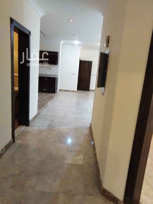 1572340 يوجد عدد 2 مصعد في العمارة
يوجد حارس
التكييف مركزي