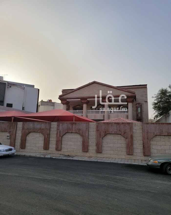 فيلا للبيع في حي بئر عثمان في المدينة