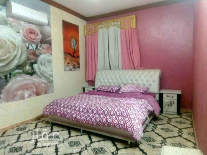 1642220 شقه مفروشه مساحة واسعة كامله من كل شيء
بجوار دوار الخنينى دور تانى ايجار شهري ٣٠٠٠ ريال