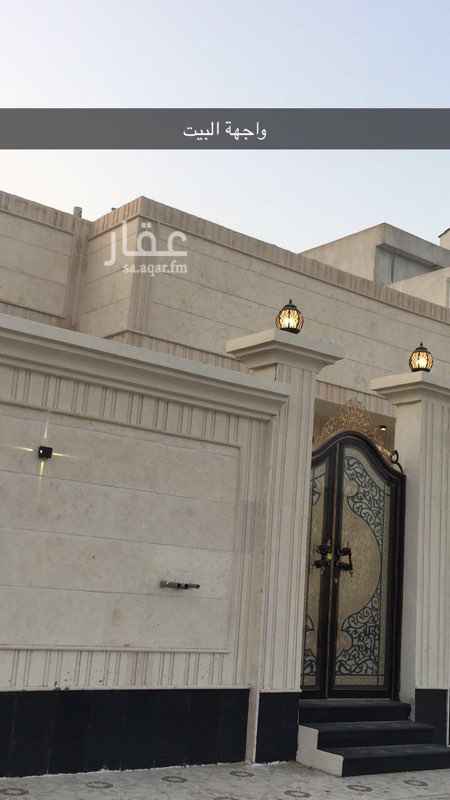 1642190 السلام عليكم
دور مستقل جديد جنوبي للإيجار على دفعتين
او دفعة واحده في ضاحية الملك فهد (التاسع السادس عشر ) يتكون مــن مجلس رجال / مغاسل رجال / مقلط / مجلس نساء / مغاسل نساء / مطبخ / صالة كبيره / غرفتين نوم ماستر / غرفتين نوم / غرفة غسيل / ٥ دورات مياه اكرمكم الله