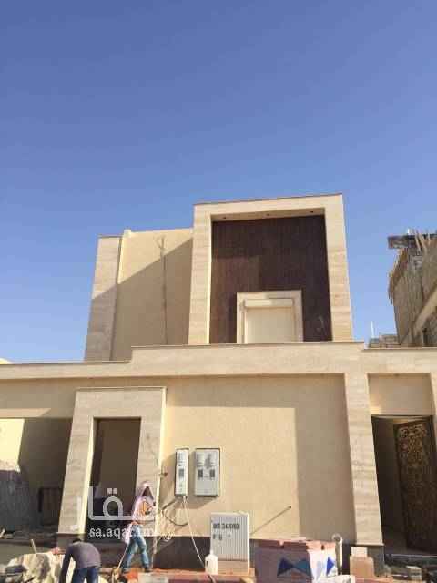 1642464 شقه جديده في حي العارض مدخل مشترك في الدور الثالث
مكونه من غرفتين نوم ومجلس وصاله ودورتين مياه
الماء واصل
يوجد غرفه سايق
السعر للايجار ٢٠الف ريال دفعه واحده