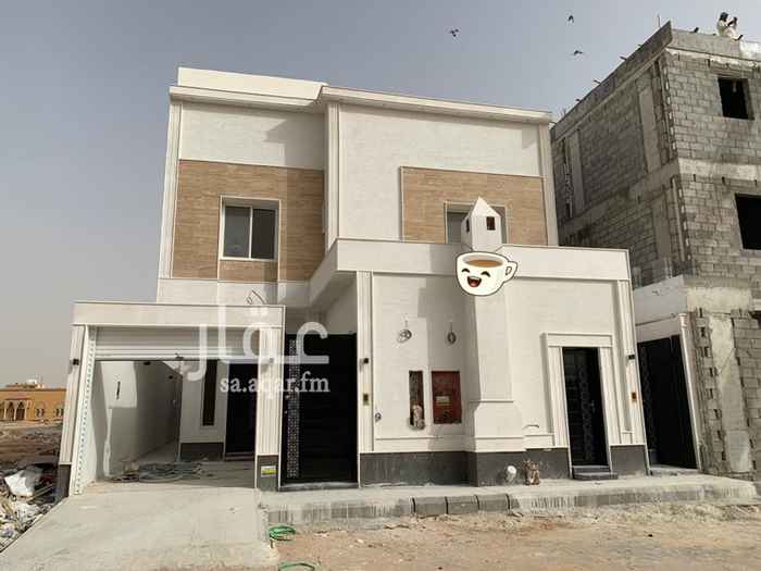 1642492 للبيع فيلا درج صاله وشقتين حي العارض
مدخل سياره غرفة سائق حوش ملحق خارجي مشب مجلس رجال مقلط صاله مطبخ غرفة كبار السن
العلوي ثلاث غرف بدورات مياه
السطح جناح مع دورة مياه
المساحه ٣٣٦ م
شماليه ١٥
السعر مليون و٤٧٠ الف.
