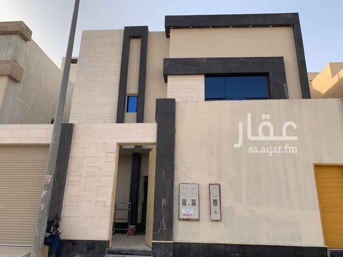 1689529 للبيع فيلا درج صاله وشقتين شمال الرياض حي الملقا م450
واجهه جنوبيه شارع ٢٠
المواصفات
حوش مدخل سياره غرفه سايق ملحق خارجي
مجلس رجال مقلط صاله مجلس نساء مطبخ
تأسيس مصعد
الدور الاول صاله علويه جناح ماستر مع غرفه تبديل ملابس
و٣ غرف نوم كل غرفه بدوره مياه
السطح صاله وملحق الشغاله والغسيل
السعر مليونين و٧٠٠