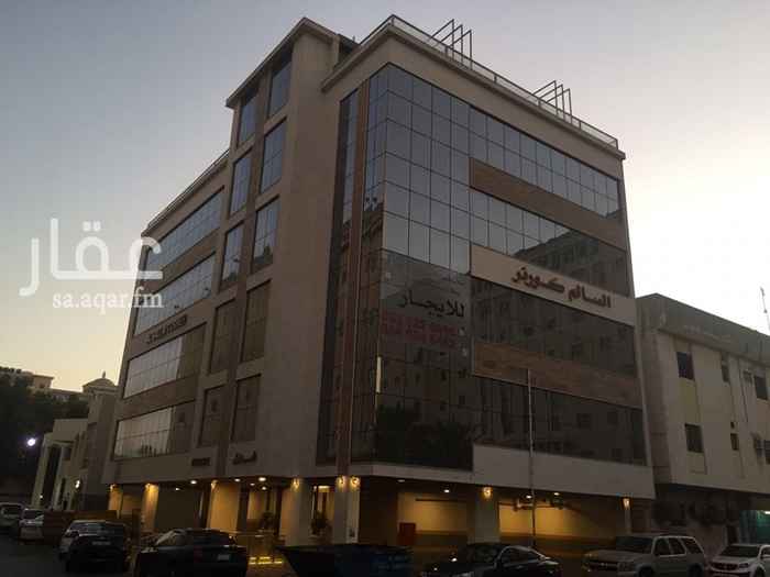 1329465 برج السالم كورنر على طريق شارع الامير ماجد بن عبدالعزيز(خلف مكتبة جرير)مطل على الكورنيش يصلح لمكاتب ادارية مساحات تبدأ من١٠٠ متر الى ٣٥٠ متر وتصلح كعيادات والسطح مجهز بالكامل ليكون مطعم اوكوفي شوب او اي نشاط يحتاج لحديقة خارجية مطله على الواجهة البحرية بكورنيش الخبر.