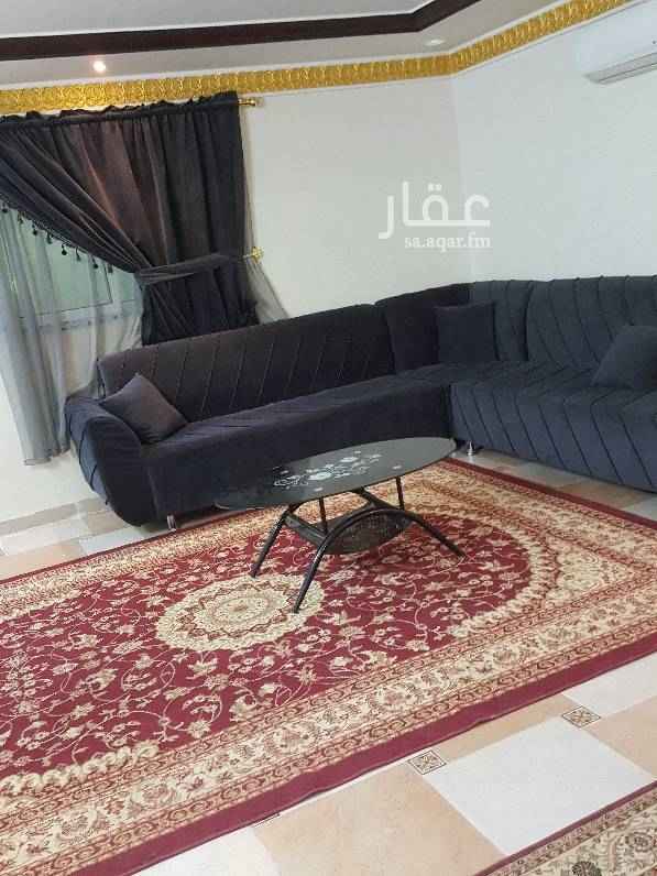 1749522 شقه دور ثالث عداد كهرباء مستقل الشقه مفروشه فرش كامل تأجير شهري ٢٠٠٠ ريال شهري يشترط عائله صغيره