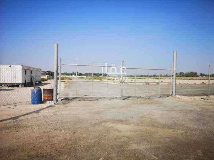 1680352 ارض للايجار المساحة الإجمالية ٥٩١١٧ متر مربع
الارض مبسوطه و يوجد بها غرف و دورة مياه
سعر المتر ١١ للمساحات الصغيره (اصغر مساحه للايجار ٣٠٠٠٠ متر مربع)
السعر قابل للتفاوض للمساحات الكبيرة