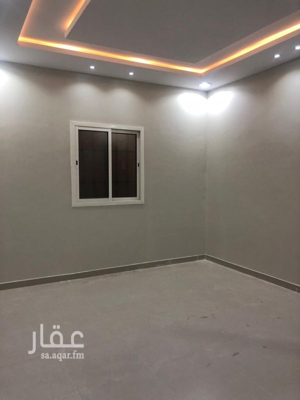 1760623 فيلا للبيع مكونه من مجلس ومقلط وصاله درج داخلي فوق 3 غرف نوم وفوق منها غرفه خادمه وغرفت غسيل وشقتين استثمتار ،
قريبه من الخدمات والمدارس وقريبه من الموقع
عدم التقيد بالموقع
وللمزيد الاطلاع علي إعلانات المكتب
نستقبل عروضكم وطلباتكم في حي لبن والمهديه
للتواصل ابو مؤيد 0533263618