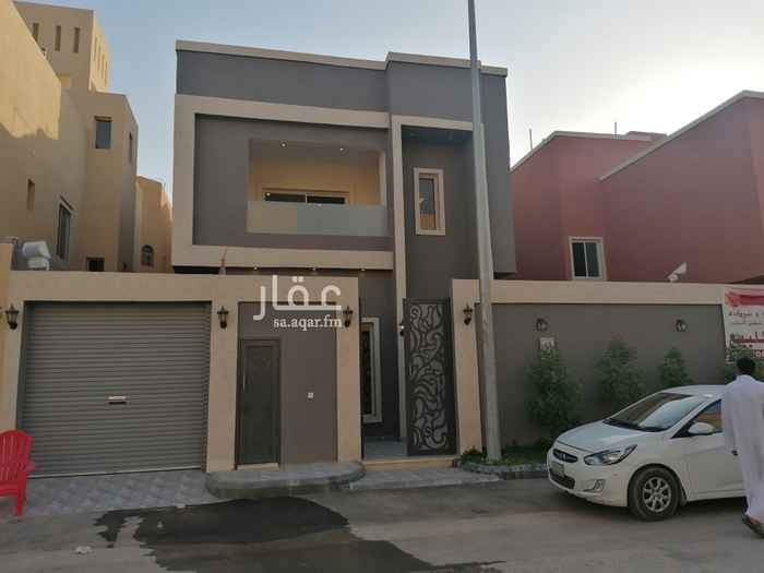 فيلا للبيع في حي القيروان في الرياض