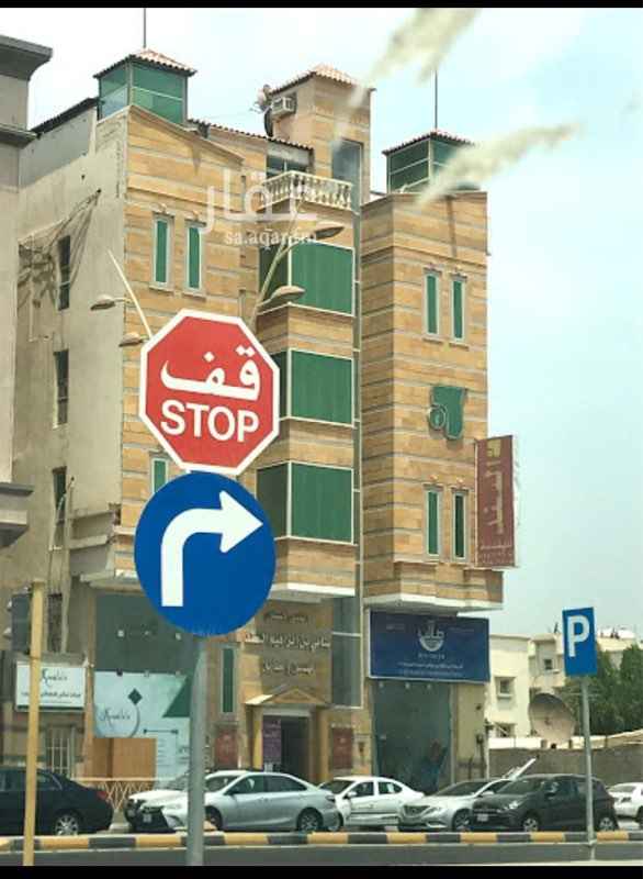 1634053 مكاتب تجارية مساحتها ٧٥ متر
دورة مياه
مطبخ صغير
مواقف سيارات خاصة