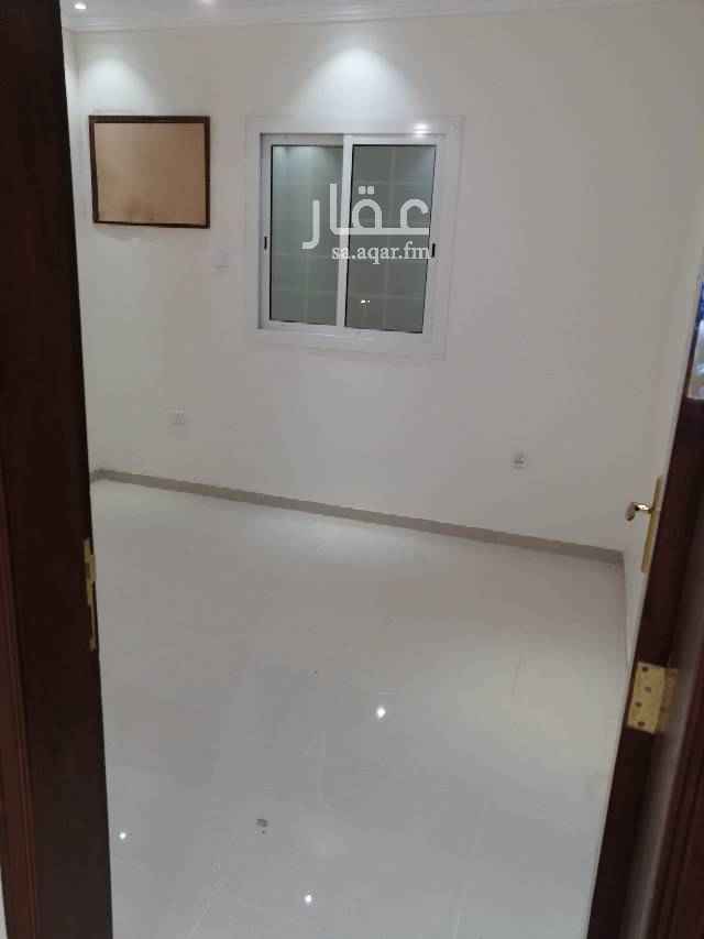 1402862 فرصه لراغبي التمليك في حي لتيسير المميز احجز الان وحدتك السكنيه وبأ اقل الاسعار لموقع حي لتيسير إمتداد شارع فلسطين شرق تبعد عن محطة القطار. ٥. دقائق العماره مطله علا شارع ٢٥ /م العماره بجانب محطه وتموينات وجامع وحديقة العماره تتكون من ٤ ادوار ونص كل دور شقتين مساحه كل شقه 230/م الاسعار تبدا من 4,50 الف ٥ غرف بمنافها تبدأ الاسعار من 2,90. الف ٤. غرف بمنافعها تبدأ الاسعار من 2,10 الاف 3 غرف بمنافعها تبدأ الاسعار من,185 الف غرفتين وصاله ومطبخ وحمامين تبدأ الاسعار من 150 الف م