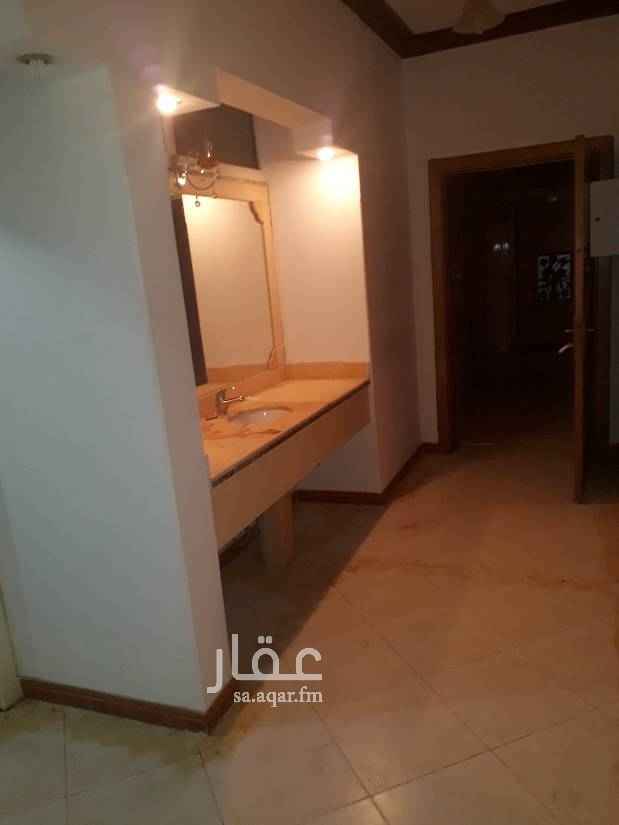 1495884 ثلاثة غرف وصاله ومطبخ مفصول 3دورة مياه
راكبه