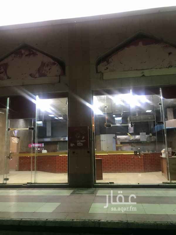 1448620 محلات تجاريه بمجمع الجربوع بمساحات متعدده مساحه المحل الواحد ٧٥ متر ويوجد فتحات متعدده للزياده