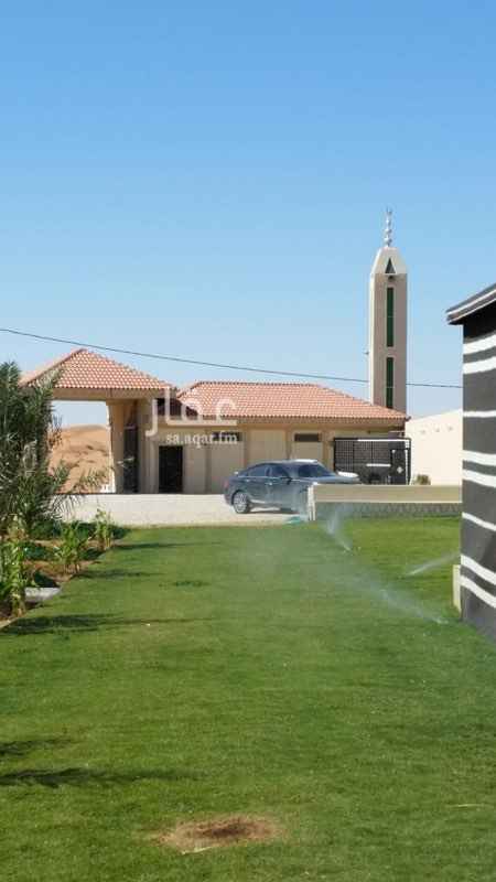 1685166 نبذه عن الاستراحه التي في ا لمزاحميه وهي تبعد عن الرياض ٣٠ كيلو متر
المساحه ٨٦٠٠ متر شارعين ٣٠ ف ٢٠ صك شرعي الكتروني وفسح من البلديه ويوجد بها مياه راهيه وحلوه ويجد بها اجنحه ومجالس واثنين بدروم وغير ذالك من جميع الاشياء حسب الصور المرفقه ويجب على المستأجر او المشتري ان يشوف ويراء بعيونه ويقوم لها بزياره للعلم
على السوم ..