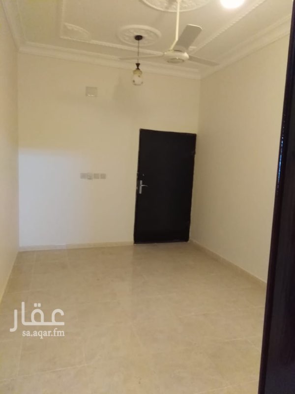 1383979 شقق للأجار خلف المعارض غرب التحليه في خميس مشيط والمعلوميه الشقق جديدة
الدور الارضي :اربع غرف وصاله ومستودع بمنافعها مستقله مداخلها مستقل الخزان والكهرباء
الدور الثاني :اربع غرف بمنافعهاو مدخلها مشترك والشقتين مشتركه في الخزان
* السعر:17000 ريال /سنوي .
* يتوفر مطبخ .
* عوائل فقط .
* 4 غرف .
* 2 صاله .
* 3 دورة مياه .