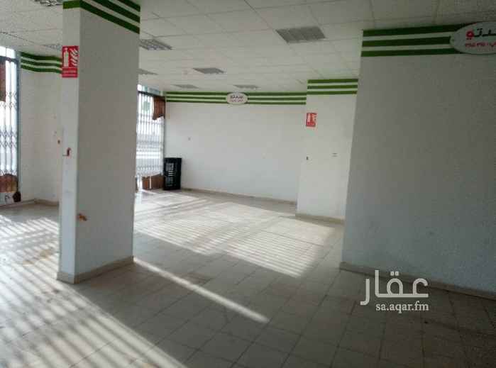 1757139 محل كبير يصلح لسوبر ماركت او صيدلية او غيره
مكون من ٦ فتحات وفيها محل زاوية يفتح على شارع الخيالة والكفاح شوارع رئيسية قادمة من شارع الملك سلمان والملك عبد العزيز المحل الواحد ب ٣٠ الف واللي بياجرها كاملة يراعى بالسعر
للمفاهمة جوال ٠٥٣٣٣٣١٦٨٤ او ٠٥٠٤٢٩٣٦٧٢