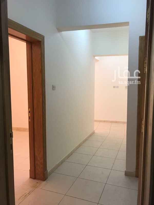 1242463 تتربع في قلب مدينة الرياض و تبعد مسافة بضع دقائق مشياً على الاقدام لكل من الوزارات الحكومية و مستشفى قوى الامن و المستشفى العسكري وجميع الصروح التجاريه و الخدمية منطقه مخدومه بشكل كامل
عماره للايجار مكونه 13 شقة
عدد 12 شقة غرفتين نوم - صالة - مجلس - مطبخ - دورة مياه
عدد 1 شقة - غرفتين نوم - صالة - مطبخ - دورتين مياه
مناسبة للسكن موظفين او موظفات او طالبات
المطابخ راكبه و ايضاً المكيفات
للاتواصل 0533332881 ابو احمد
سناب شات / sirfah16
توتر / sirfah16
نستقل العروض والطلبات