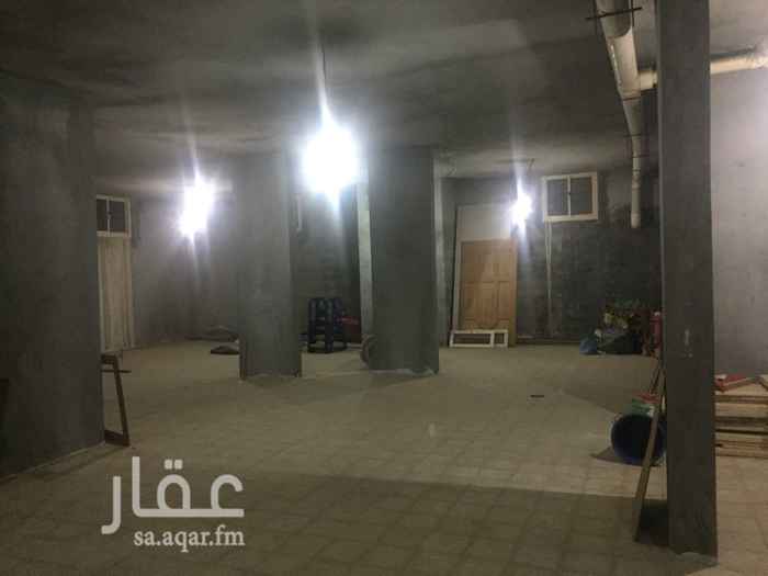 1666406 دور سفلي في عمارة (بدروم)
المساحة: 350 متر مربع
الايجار المطلوب: 14000 ريال سنوياً قابل للتفاوض مع الجاد والصامل وحسب نوع الاستخدام