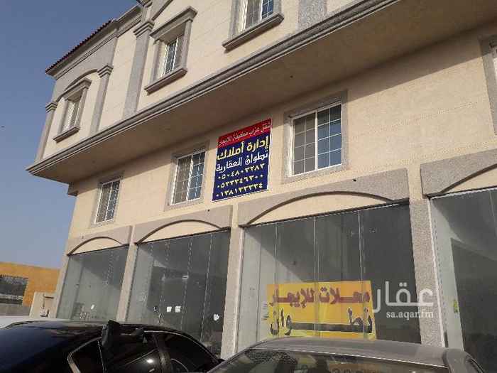 1625872 محلات للايجار في حي المنار شارع الإمام محمد بن سعود
مساحة المحل الواحد 45
عدد 5 فتحات ايجار الفتحه 25.0000 الف ريال