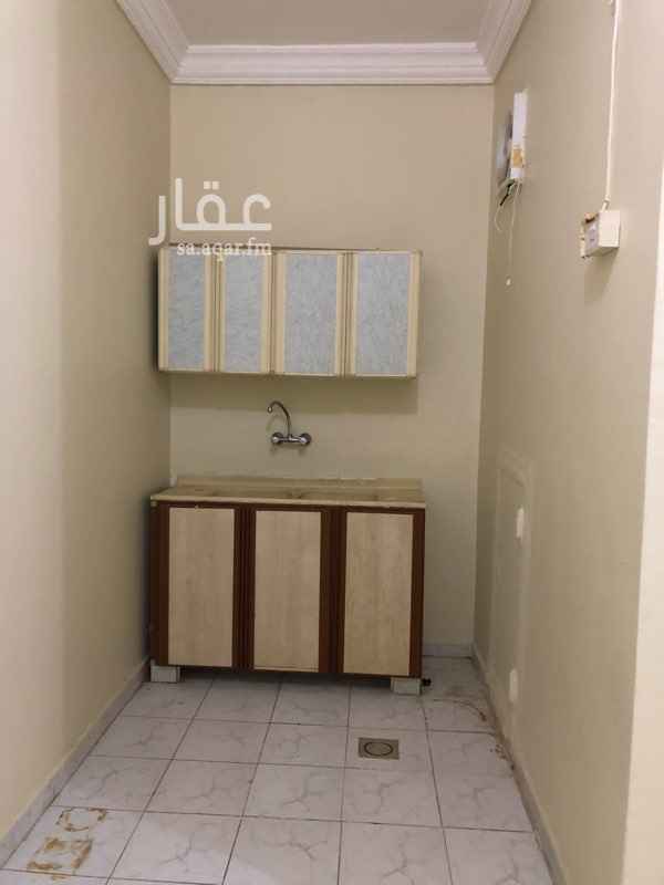 1585169 غرفه
وصاله
ودوره مياه ومطبخ
الايجار
الشهري 1000
شامل
الروه
قريب من الفحص الدوري القديم