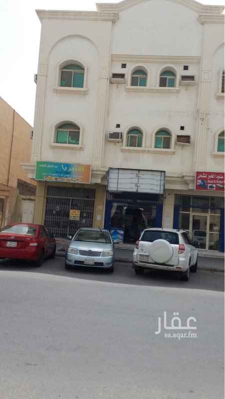 1726491 يوجد محلين للايجار في شارع تجاري ( شارع الابرار حي العقربية ) مابين تقاطع ٥ و ٤
للتفاهم مكتب الهاجري للعقارات
عبدالله الهاجري : 0553455510