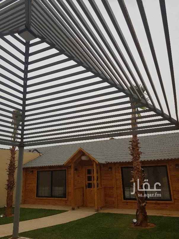 1531062 شالية للبيع على شارع تجاري مساحتة ٤٠٠ قسمين يوجد في البدروم مسبح والقسم الثاني العاب مائية....على السوم
