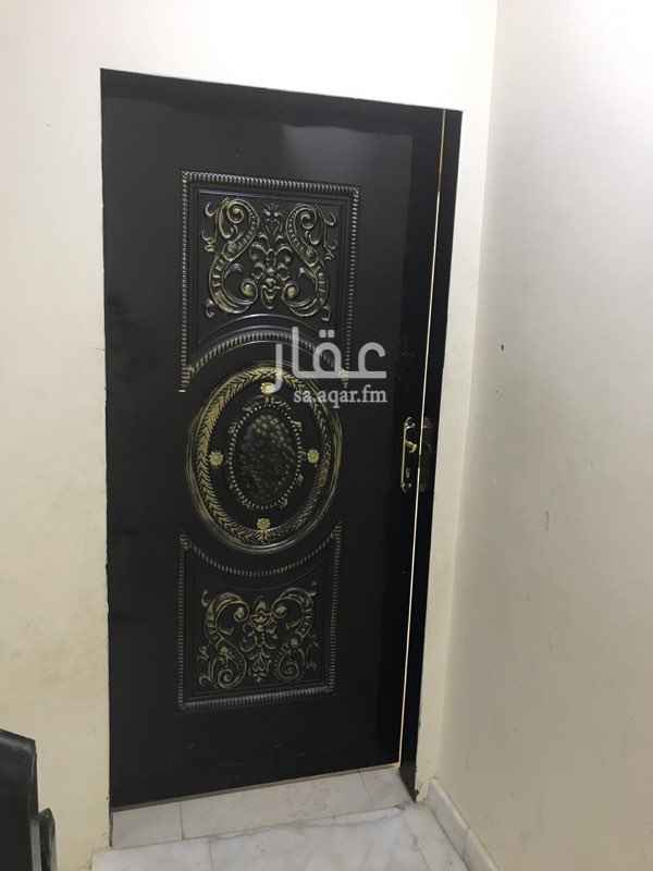 1674785 دور علوي كهرب مستقل 4 غرف +صاله + مطبخ كبير + دورتين مياه + مستودع صغير قريب مدارس خدمات مسجد حديقه
(((مدخل مشترك للملحق )))
اي استفسار واتس اب
اتصال من 4م الى 10 مً