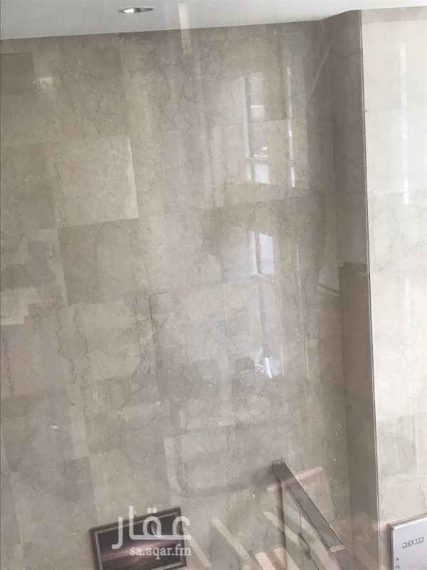 1694669 محل للايجار داخل فندق مصنف ٤ نجوم راقي (فندق رتاج الريان )، مساحة المحل ٤م
المحل في دور الميزان، الفندق يعمل على مدار العام. طاقة الفندق الاستيعابية اكثر من ٢٥٠٠ حاج. مقسمة على ٦٧٠ غرفة.
سعر العقار قابل للتفاوض.