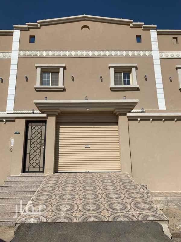 1584095 شقه بحي الياقوت اربع غرف وصاله واسعه اربع دورات مياه مدخلين دور اول يوجد حارس للعماره مطلوب24000 في السنه السعر قابل للتفاوض للتواصل
0533622030
ابومحسن الزهراني