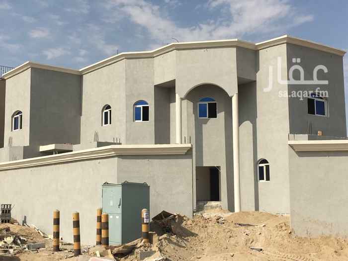 1642901 للبيع فيلا بحي النزهه (الحربي)
تتكون من مجلس مقلط مجلس نساء صاله وثلاث دورات مياه مطبخ مستودع
الدور الاول يتكون من اربع غرف منام ثلاث دورات مياه وصاله
مساحه الارض 585متر
زاويه شارع 30/15
00966533667675