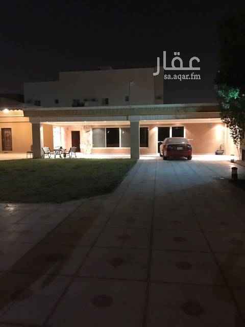 1459994 قصر للبيع بحي الياسمين على ٣ شوارع
٣٦ شمالي و٢٠ شرقي و١٥ غربي
الدور الأرضي :
عباره عن مجالس رجال ومقلط وصاله ومجلس نساء.. وملاحق خارجيه ومطبخ خارجي.
وحش كبير واستراحه
مؤثثة بالكامل
الدور الأول : ٩ اجنحه ماستر منها جناح رئيسي كبير.
السطح :
غرف للخدم.
القصر غير ساكن... والبيع بقيمه الأرض.