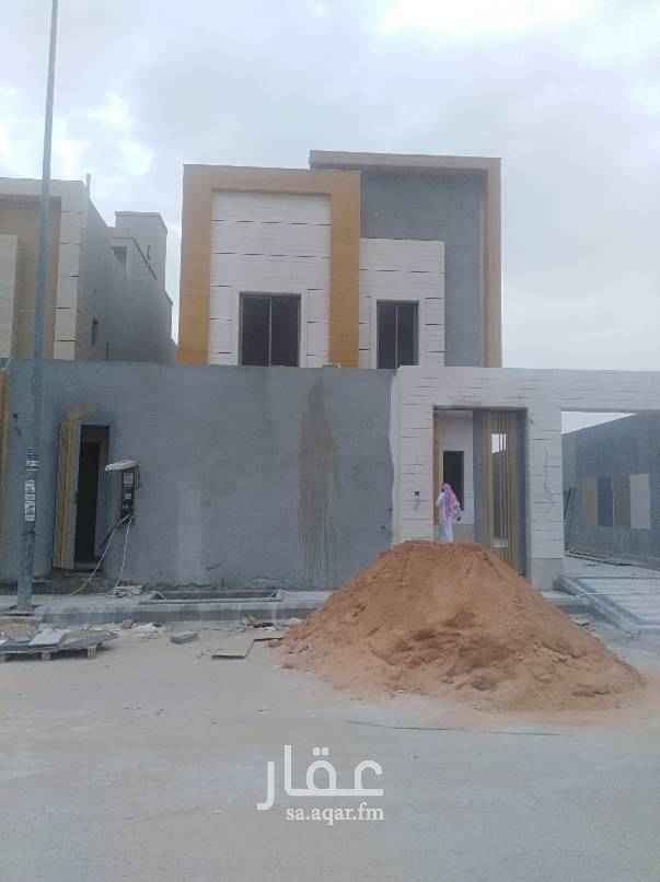 1584897 فله درج بالصاله جديده بحي رياض الخزامي
تحت نظام مجلس رجال ومقلط وصاله ومجلس نساء وملحق خارجي ومطبخ وغرفه سائق.
يوجد مصعد ومسبح وتكييف مخفي راكب لكامل الفله.
الدور الأول :
5 اجنحه ماستر منها غرفه رئيسية كبيره وصاله.
السطح :
غرفه رياضيه وغرفه خادمه وغسيل.