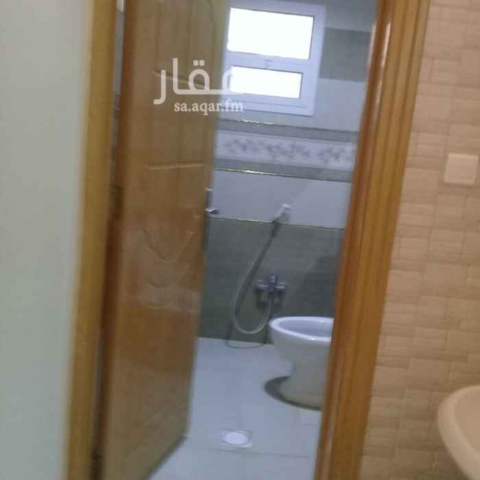 1497284 شقه في الدور الاول 3 غرف وصاله مطبخ مكيفات راكبه يوجد 8 شقق فقط بالعمارة