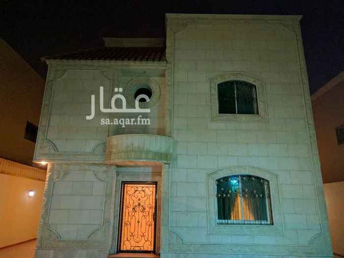 1641938 للبيع فيلا مستخدمه مربع ٧
٣٨٩م شماليه شارع ٢٠ م
الدور الارضيى
__ مجلس رجال وصاله طعام مجلس نساء صاله مطبخ
الدور الاول
__غرفه ماستر +غرفتين بدوره مياه + غرفه بدوره مياه +غرفه غسيل وكوي ومطبخ صغير
السطح __ غرفه شغاله
سوم مليون ٣٠٠ الف
الفيلا مستأجرة ب ٦٠الف وباقي شهرين في الايجار