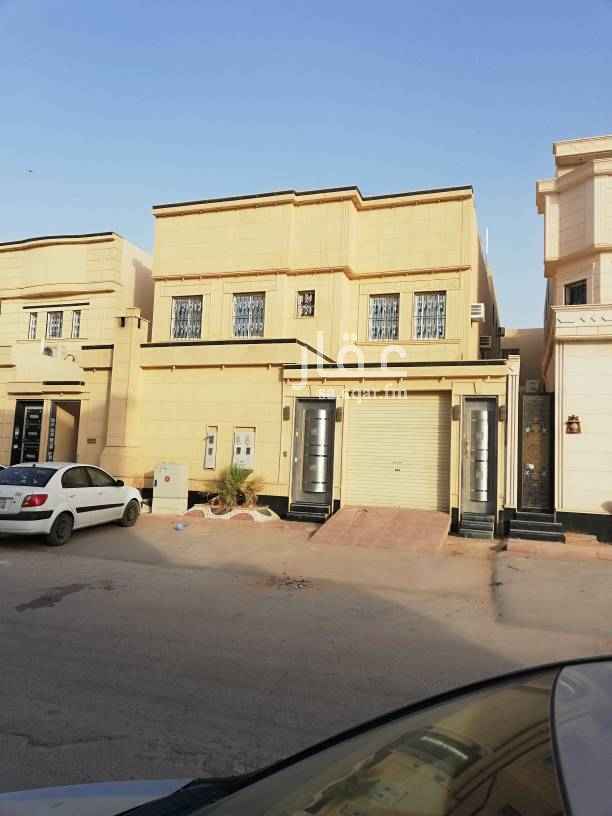 1579509 دور ارضي للايجار شارع 20 شمالي بالرمال التعمير قريبه من الخدمات ٣٠ الف حد والبيت يبي بويات ولهذا السبب تم تنزيل السعر والله الموفق