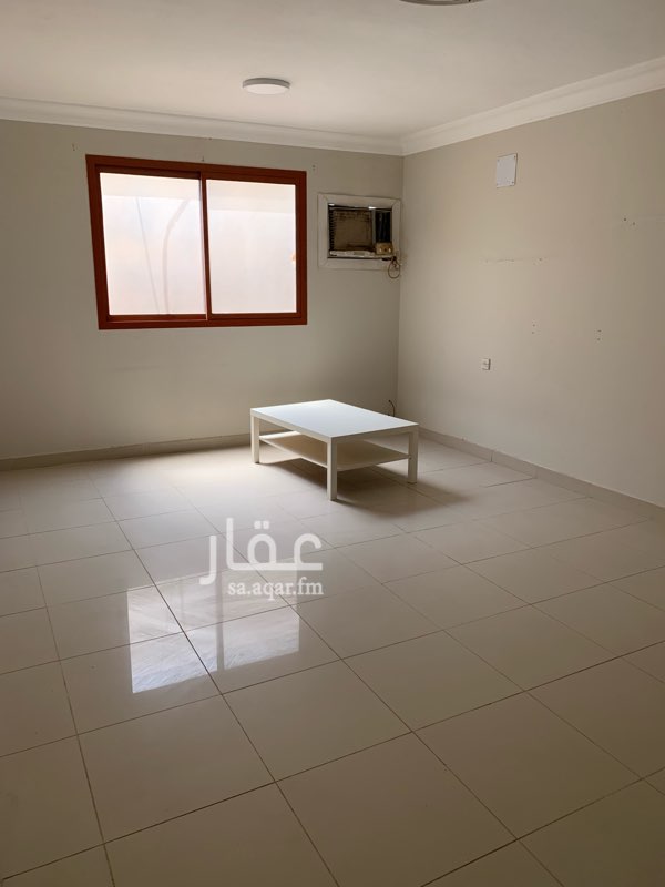 1753973 للايجار ملحق مع السطح ف فيلا بجوهره القدس