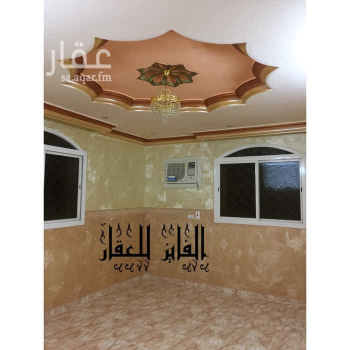 1365173 مكتب الفـــــــايز
الطايف السحييلي
دور يتكونـ من خمسة غرف كبيرة تمتاز بي بًوياتـ جيدة وجبس ساقط وسيراميك ومكيفاتًـ
وثلاثـ دوراتـ مياه وانتمـ بعزة وصالة كبيرة ومطبخ ومدخلين رجالـ حريمـ
وبايكا مدخل سيارة والحوش كبير مرة
اوقات الاتصال من 5مساء الاااااا 11مساء