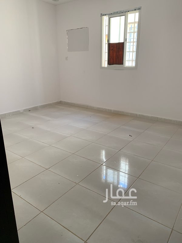 1690727 شقة للإيجار حي الرمال مكان ممتاز قريب من الخدمات كامله
العقار جديد ماكمل السنه
الايجار 16500 قابل للتفاوض
عداد مستقل
ماء مشترك
رقم الجوال 0533897797