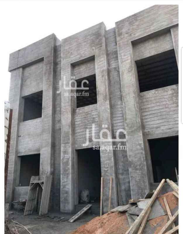 1722750 الفيله عظم وغير مشطبه وحاليا تم الانتهاء من التليس
البناء شخصى والعزل جدراين وتصميم رائع تم تأسيس كامل للكهرباء من الفنار والسباكه من القبلان تأسيس كاميرات امنيه والالوح والطاقه الشمسيه
المسبح مع حديقه خلف الفله
المسطح ٨٤٠م
العقار مرهون لبنك
يوجد للبيع ارض ٥٢٠م ايضا جمب الفله وهى ف صك واحد مع الفله وعليه فسح بناء فله اخره
البيع للجميع ٤٠٠٠٠٠٠ + الضريبة
مباشر مع المالك