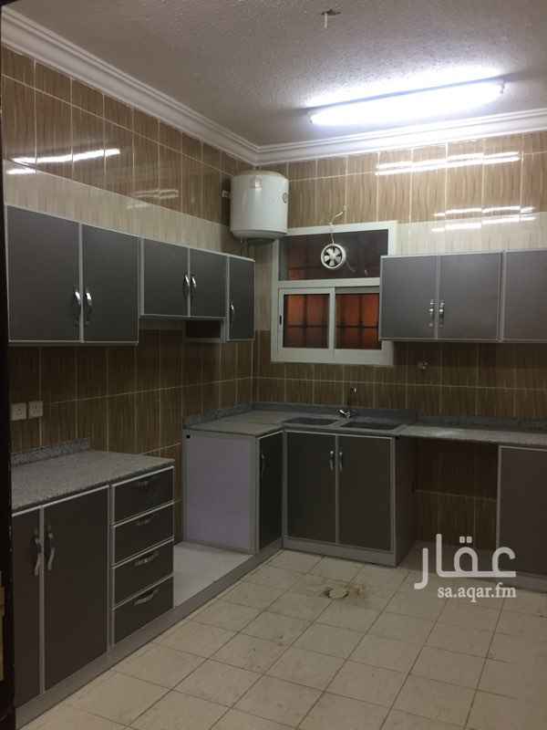 1690388 شقه ثلاث غرف وصاله للايجار بفيلا دور اول بحي اشبيليا الامير خلف مطعم النافوره تتكون من غرفتين نوم ومجلس وصاله ومطبخ راكب جديد ودورتين مياه الشقه عمرها سنه شبه جديده
للتواصل:-
أمير:0534099996