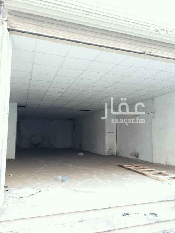 1383250 مستودع